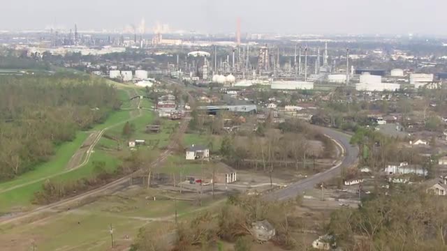 WS POV AERIAL View of oil refinery / United States