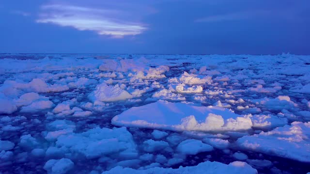 Drifting ice, Hokkaido, Japan