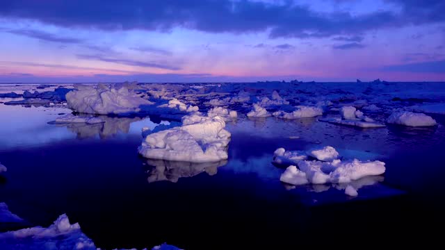 Drifting ice, Hokkaido, Japan