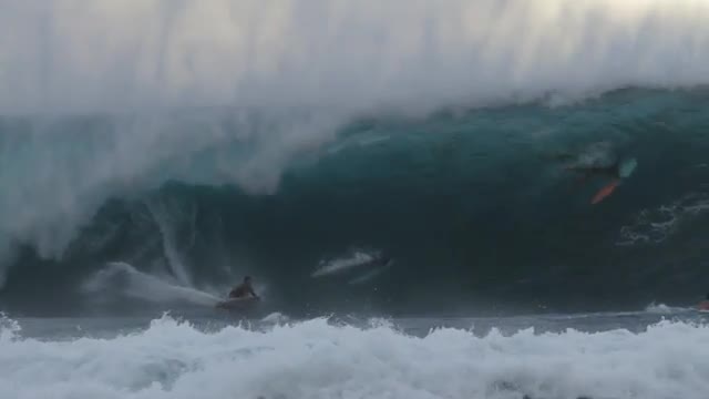 Crowded Pipeline Wipe Out