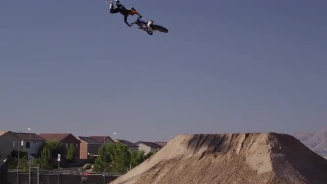 MotoCross Rider does Heart Attack