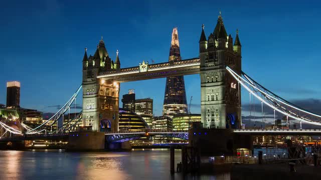 Day to night time lapse of Tower Bridge, London, United Kingdom, 