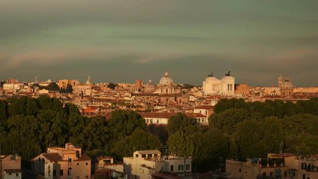 Panning time-lapse of the Roman skyline.