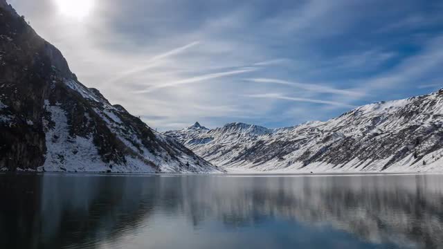 Austria - Mountain Lake - Winter - Timelapse - 4K - UHD