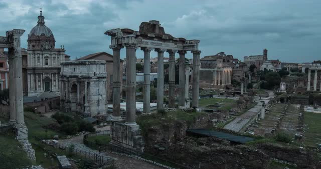 Timelapse of Roman Forum during sunset with light changhing