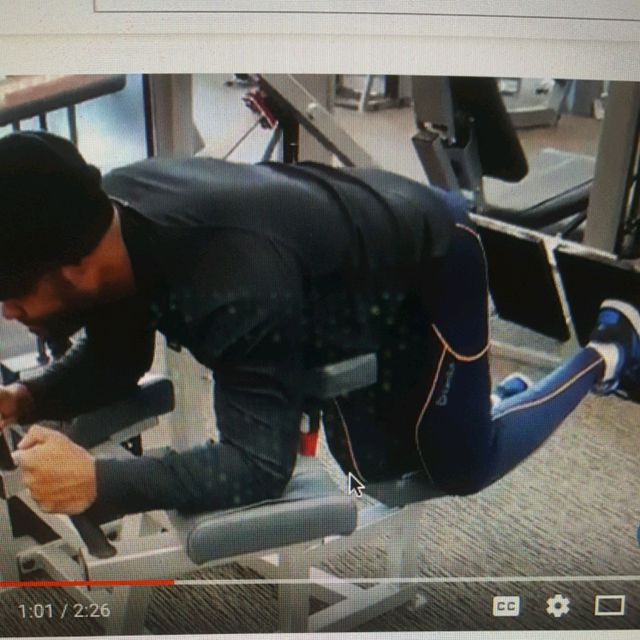 Machine Glutes Exercise Howto Workout Trainer by Skimble