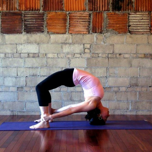 Handstand Bow by Chris S. Exercise Howto Skimble