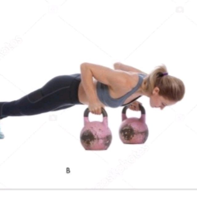 Kettlebell Push Up by Xexu Lara Ejercicio Cómo hacerlo Skimble