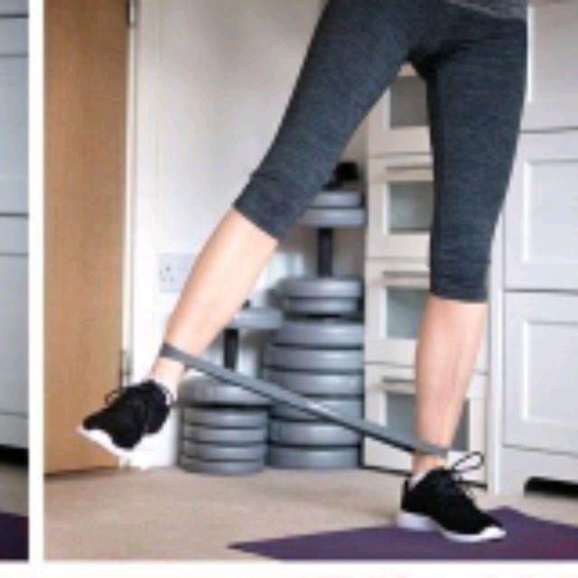 Squat To Leg Lift With Resistandlce Band por Tabitha M. - Ejercicio ...