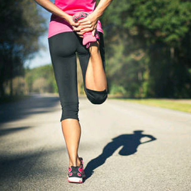 Rear Knee Pulls by Deathly Spectre Exercise Howto Skimble