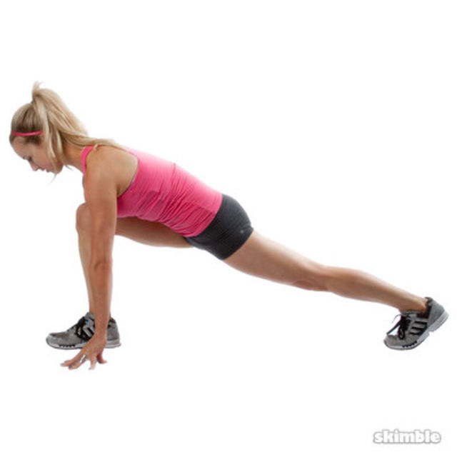 Right Runner's Lunge Exercise Howto Workout Trainer by Skimble