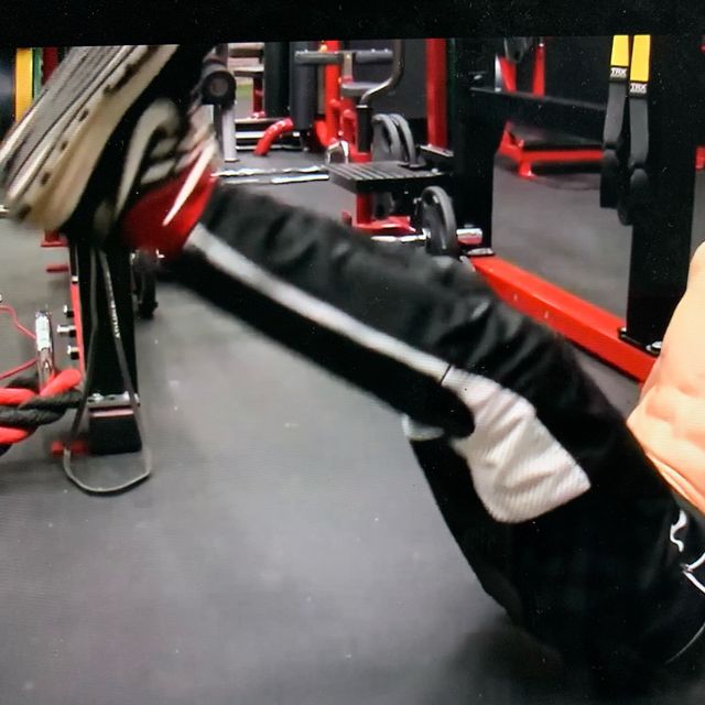 Seated Ab Circles Exercise Howto Workout Trainer by Skimble