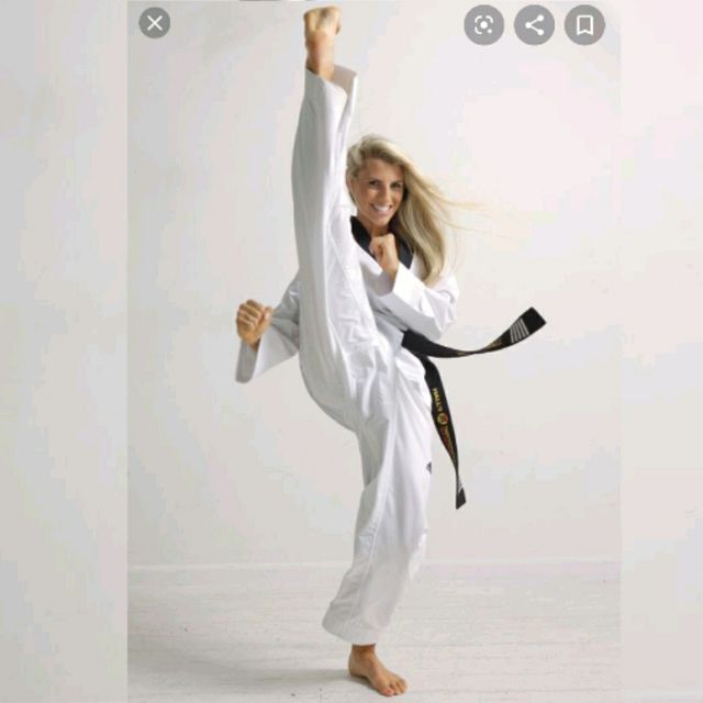 Axe Kick Right • Naeryeo Chagi by Bernadette Cordeau Exercise How