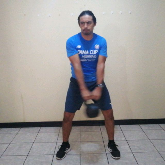 Giros Laterales Con Kettlebell O Pesa Rusa by Ronald Estuardo Z