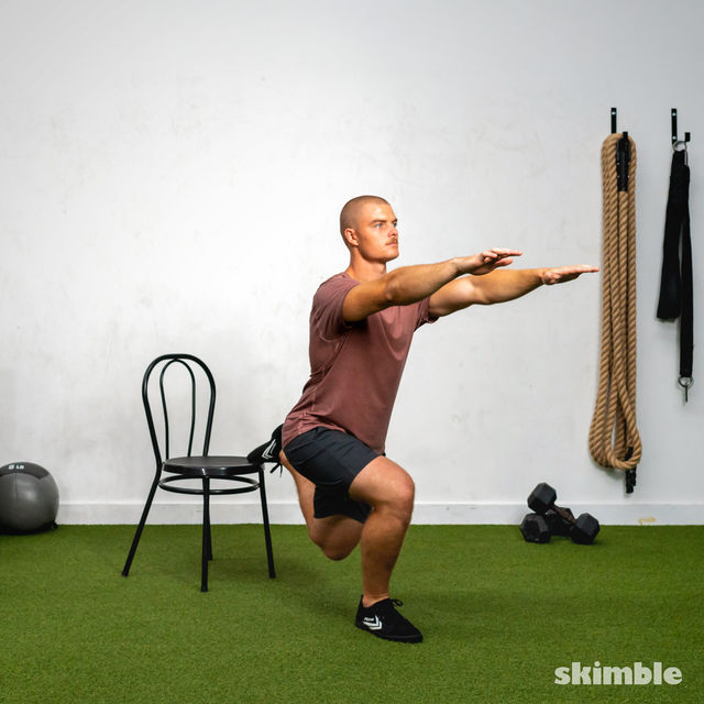 Bulgarian Split Squats 锻炼方法 Skimble Workout Trainer