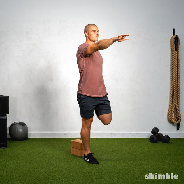 Shrimp Squats Exercise Howto Skimble Workout Trainer