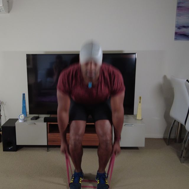 Band Squats por Daniel Arixi Ejercicio Cómo hacerlo Skimble