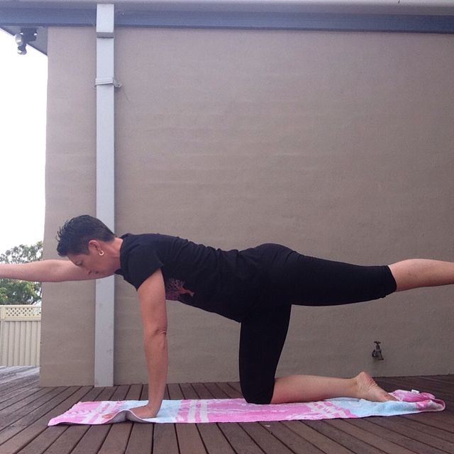 Table Top Superman Exercise Howto Workout Trainer by Skimble