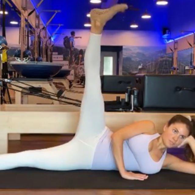 Inner Thigh Lifts+circle Point Leg Up To Straighten Down Flexed Fett