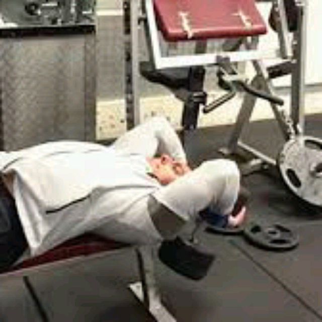 PJR Pullover Exercise Howto Workout Trainer by Skimble