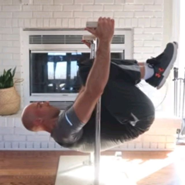 Tucked Front Lever Pull Ups Exercise Howto Workout Trainer by Skimble