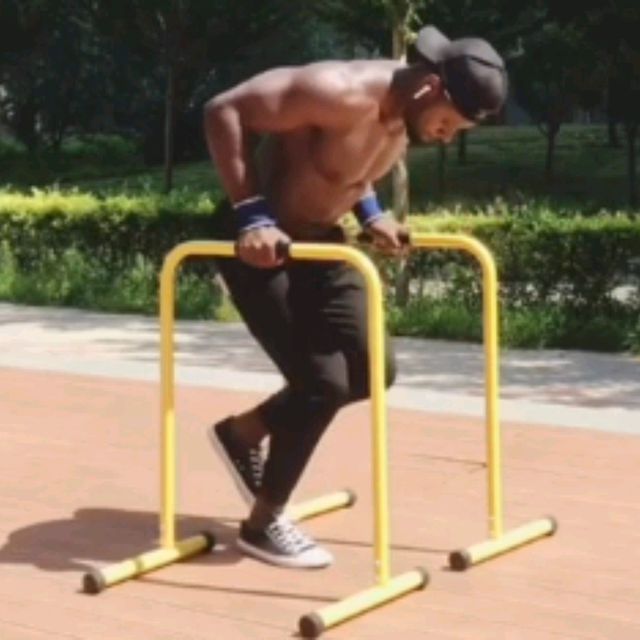 Negative Dips by Francisco Perez Ejercicio Cómo hacerlo Skimble