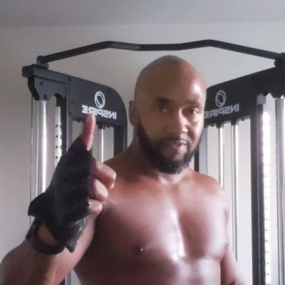 weightlifting machine