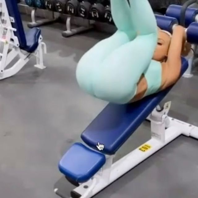 Reverse Ab Crunch Exercise Howto Workout Trainer by Skimble