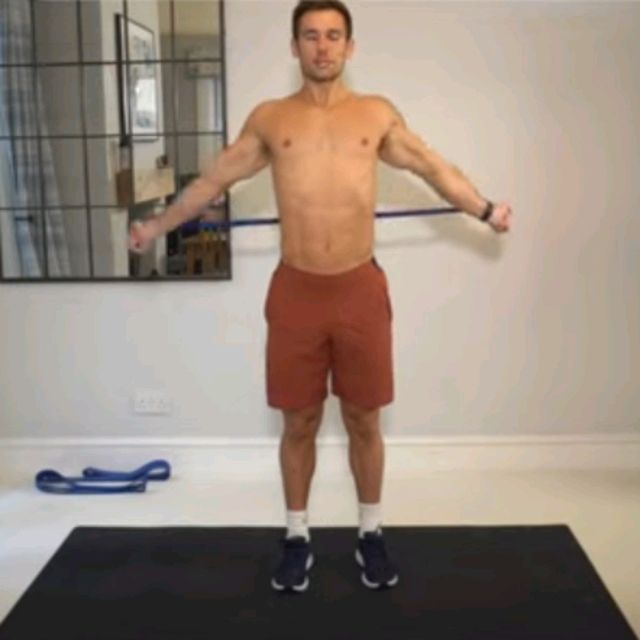 Bands Big Arm Circles Warm Up by Frank Roodenburg Exercise Howto