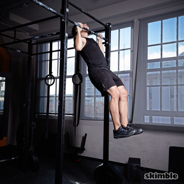 Kipping PullUps Exercise Howto Skimble Workout Trainer