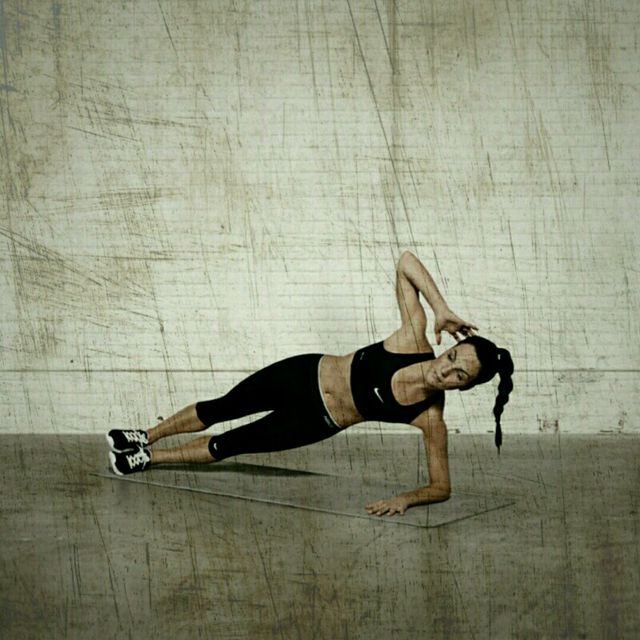 Side Knee Drive by Craig C. Exercise Howto Skimble