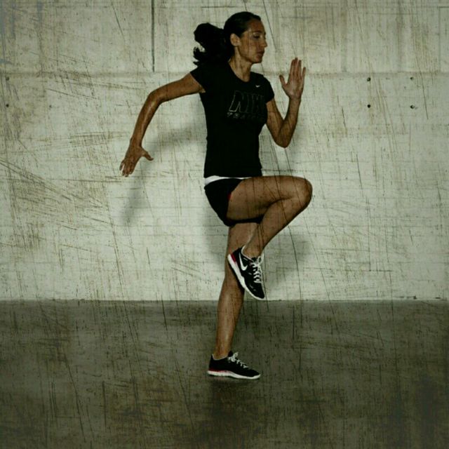 High Knee Runner by Craig C. Exercise Howto Skimble