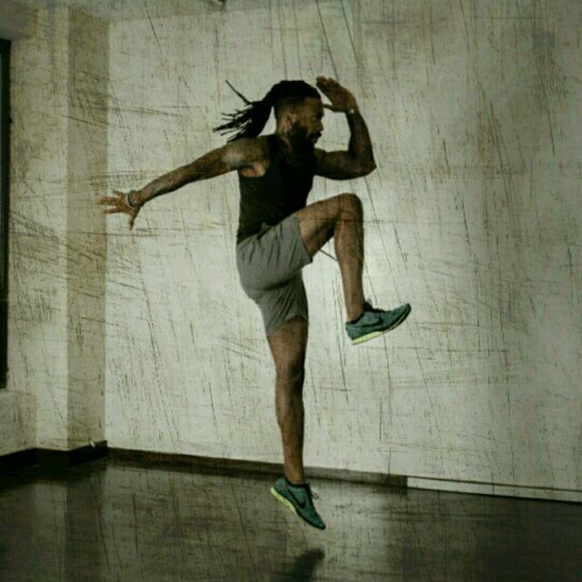 Pogo Lunge Jumper by Craig C. Exercise Howto Skimble