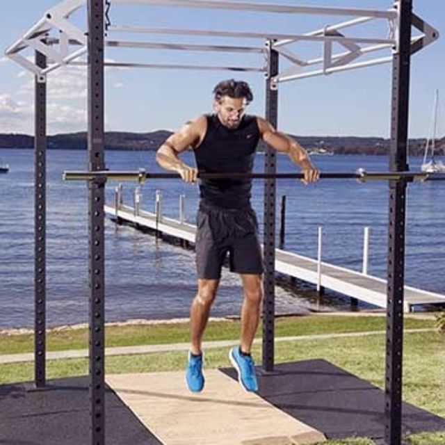 Jumping Muscle Up Exercise Howto Workout Trainer by Skimble