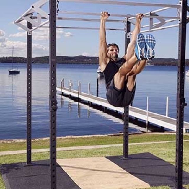 Hanging Leg Raise - Exercise How-to - Workout Trainer by Skimble