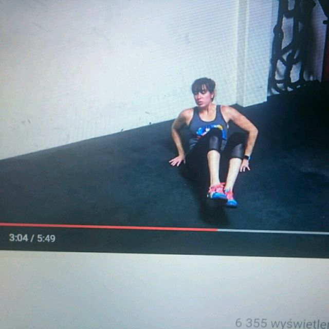 Twist Crunchy Frog Exercise Howto Workout Trainer by