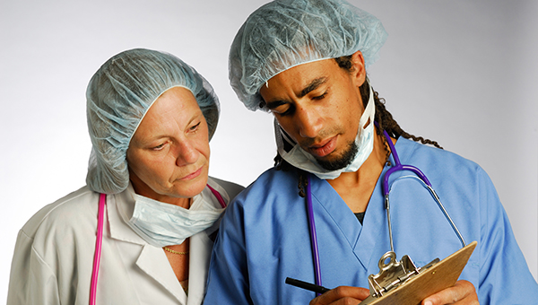 Surgery for IE After TAVI No Better Than Antibiotics in High-Risk Patients - Vimarsana News
