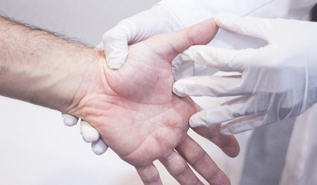 Excellent Procedural Success Seen With Left Distal Access of Radial Artery