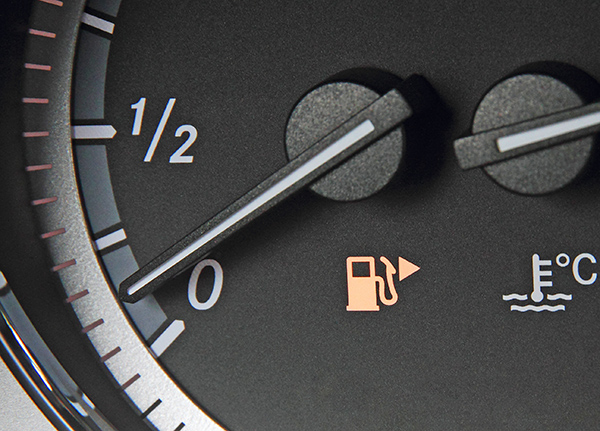 carregistrationadvisors.org blog: What CarRegistrationAdvisors.org Recommends Doing If You Run out of Gas on the Highway carregistrationadvisors.org blog: What CarRegistrationAdvisors.org Recommends Doing If You Run out of Gas on the Highway