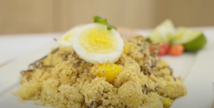 Farofa de cebola com ovos é fácil e deliciosa