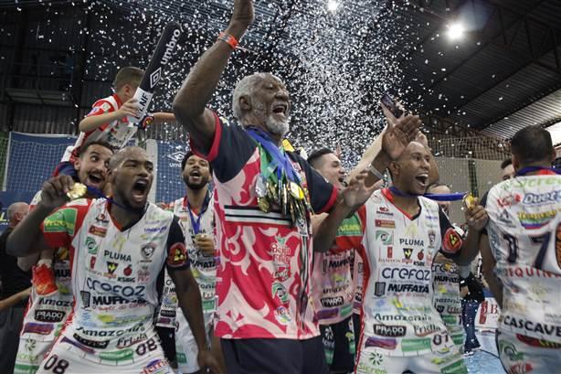 O Cascavel Futsal venceu a Liga Nacional no ano passado. Foto Luciano Neves