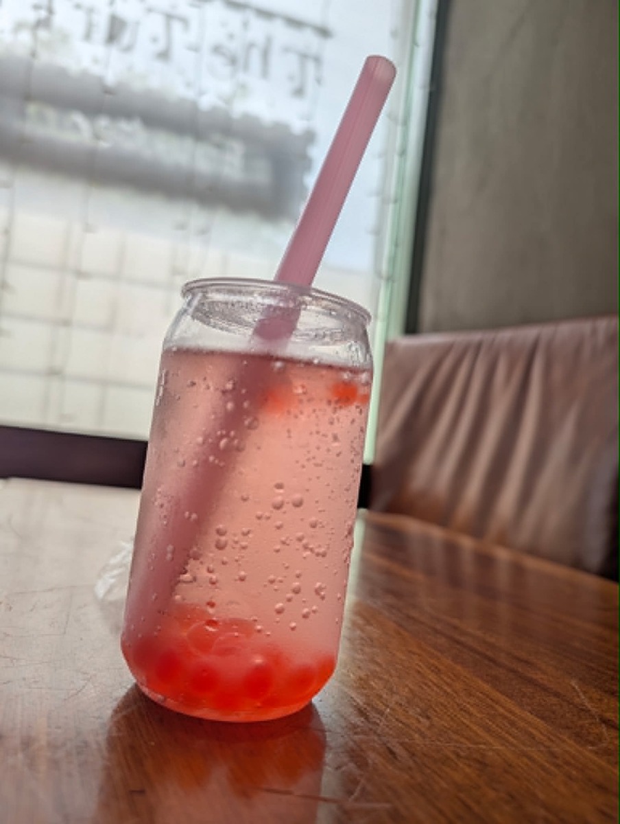 Strawberry Bursting Bubble Fizz