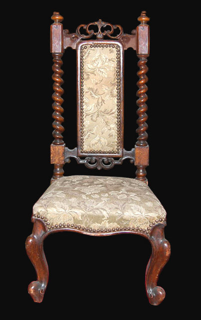 Victorian Walnut Child's Chair