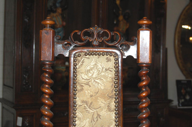 Victorian Walnut Child's Chair