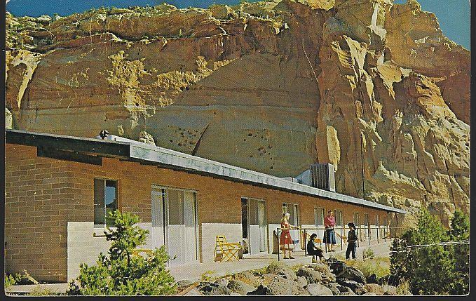 Vintage Unused Postcard of Sleeping Rainbow Guest Ranch, Torrey, Utah