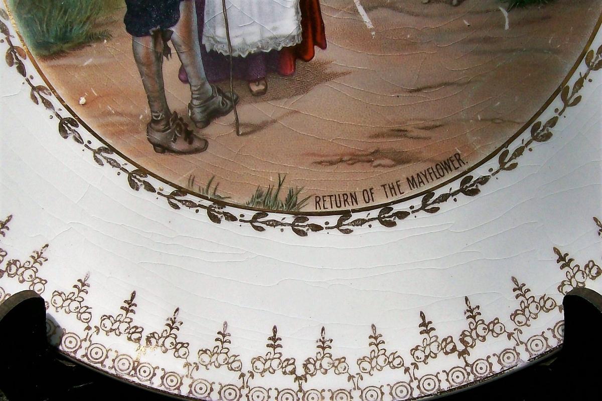 Antique Crescent Pilgrims Mayflower Plate 9.75