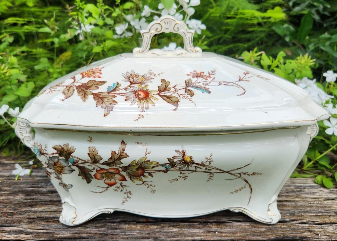Antique Ridgways BUCKINGHAM Tureen w/Lid 1887