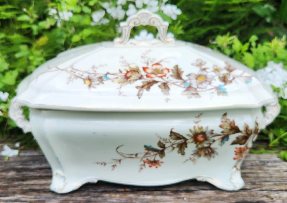 Antique Ridgways BUCKINGHAM Tureen w/Lid 1887