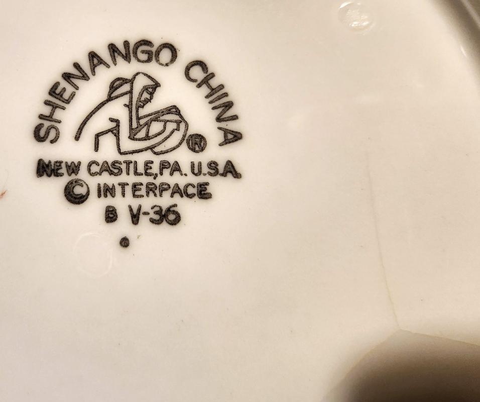 Vintage INDIANA UNIVERSITY Plate Shenango Restaurant Ware 1978