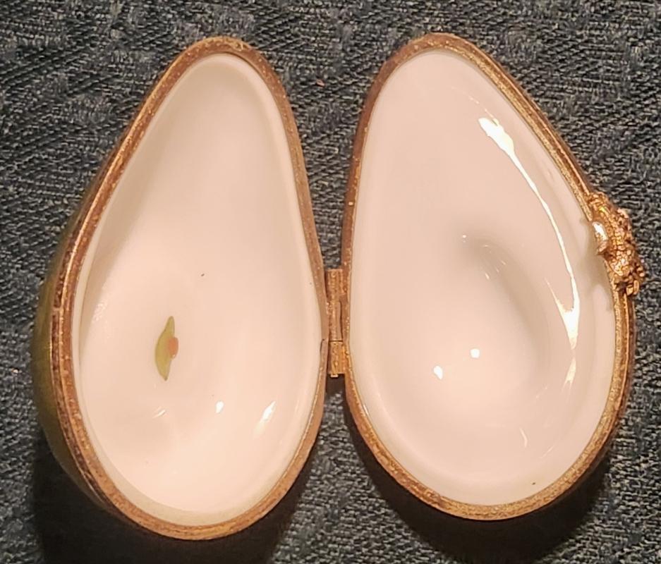 Vintage Avocado Limoges Trinket Box Signed